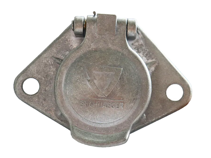 socket