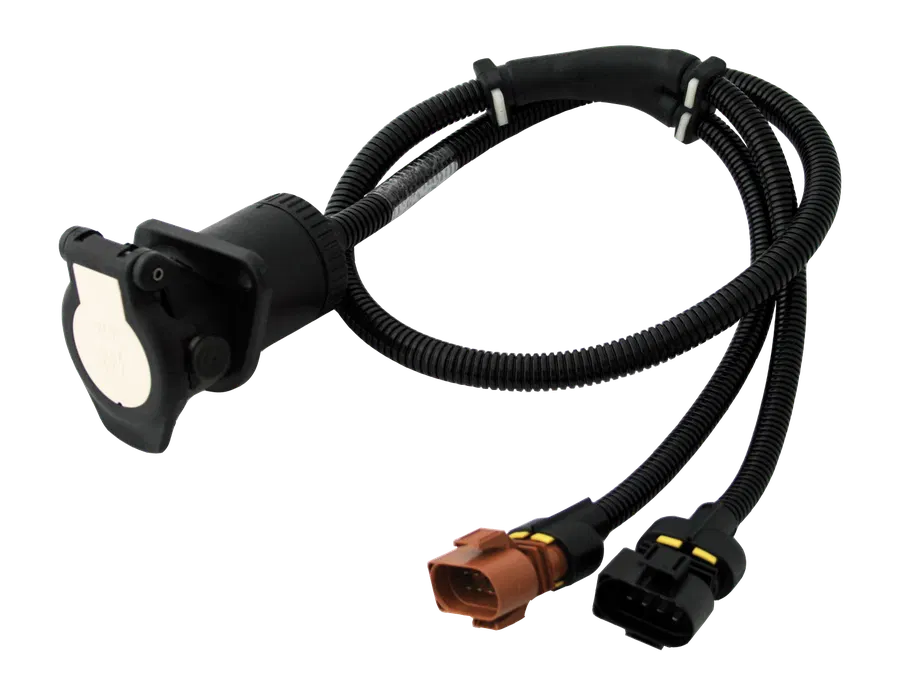Matching cable: 15P/24V supply cable - with15P/24V supplementary socket (ISO 12098) and 2x 8P connector